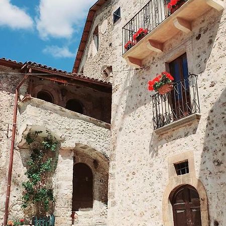 La Torretta Medicea Apartment Santo Stefano Di Sessanio Luaran gambar