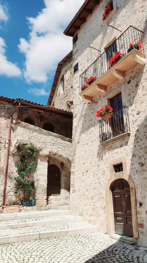 La Torretta Medicea Apartment Santo Stefano Di Sessanio Luaran gambar